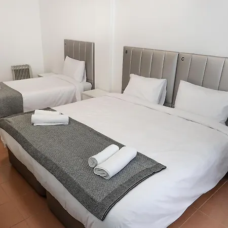 Lisbon Suite Home ליסבון