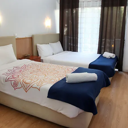 Lisbon Suite Home Affittacamere 2*