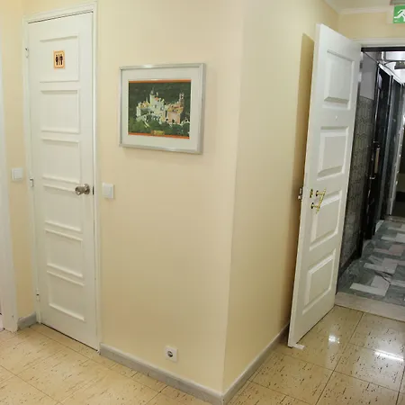 Lisbon Suite Home Affittacamere 2*