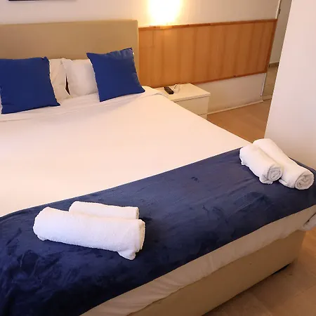 Lisbon Suite Home Affittacamere 2*