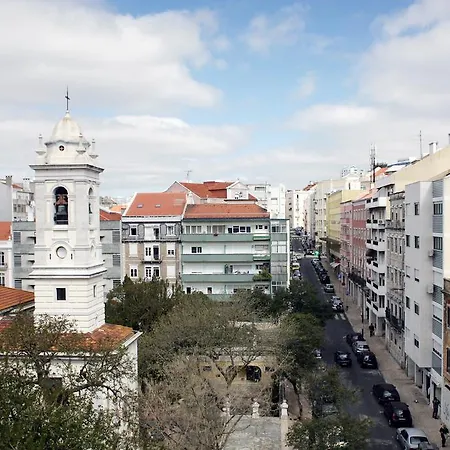 Lisbon Suite Home ליסבון