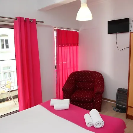 Lisbon Suite Home Affittacamere 2*