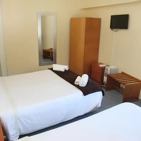 Lisbon Suite Home ליסבון