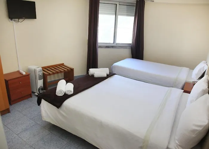 Lisbon Suite Home 2*