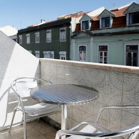 Casa de hóspedes Lisbon Suite Home 2*